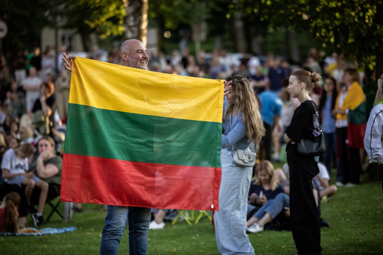 Chaimo Frenkelio vilos parke šventinį koncertą vainikavo „Tautiška giesmė“