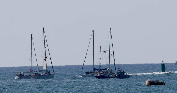 Otava sako, kad Izraelis sulaikė du kanadiečius virš Gazos flotilės