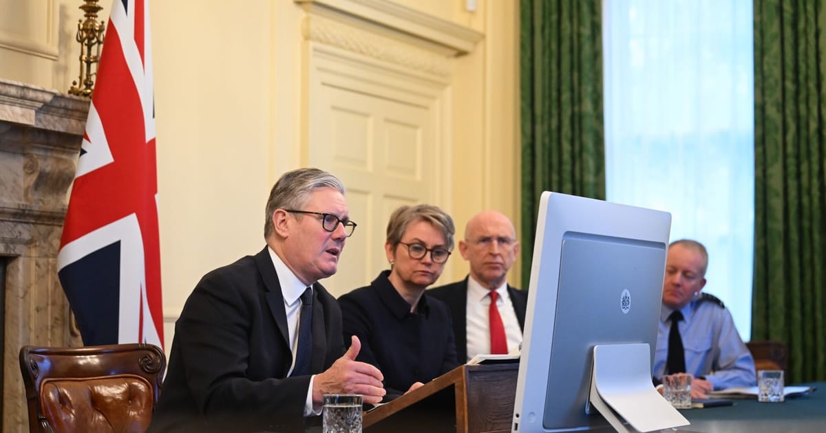 Artėjant potencialiam Ukrainos susitarimui, Prancūzija ir Didžioji Britanija numato „botų ant žemės“ vaidmenį – POLITICO