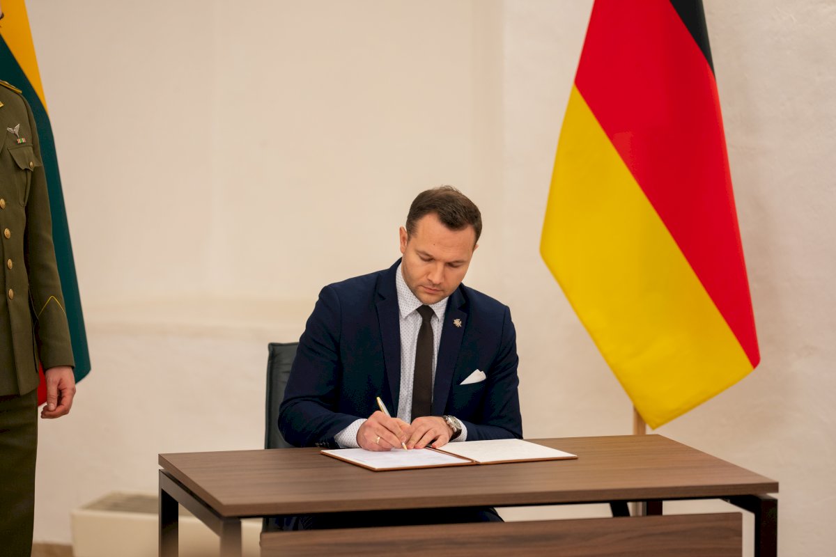 „Lithuania Defense Services“ į karinės technikos gamybą investuos beveik 50 mln. eurų