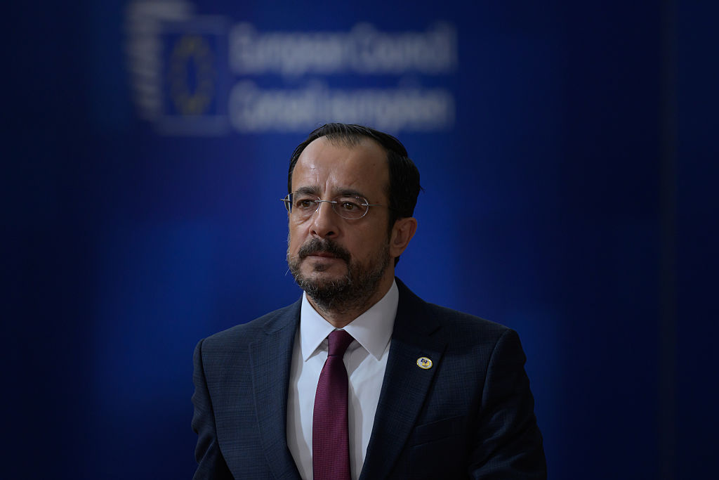 Prieštaringai vertinamas vaizdo įrašas sukėlė aukščiausio lygio atsistatydinimą Kipre dėl „hibridinio karo“ pretenzijų