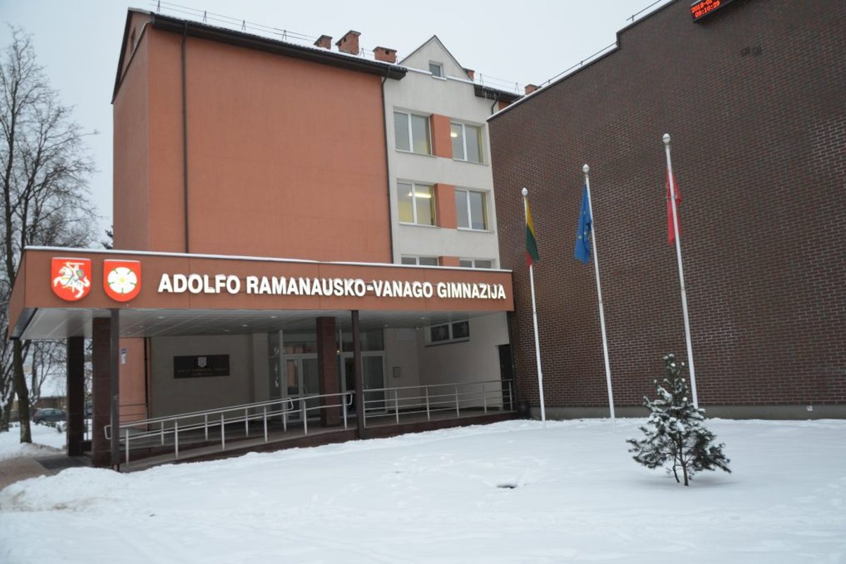 Alytaus miesto savivaldybė gavo susirūpinusių Adolfo Ramanausko-Vanago gimnazijos tėvų kreipimąsi