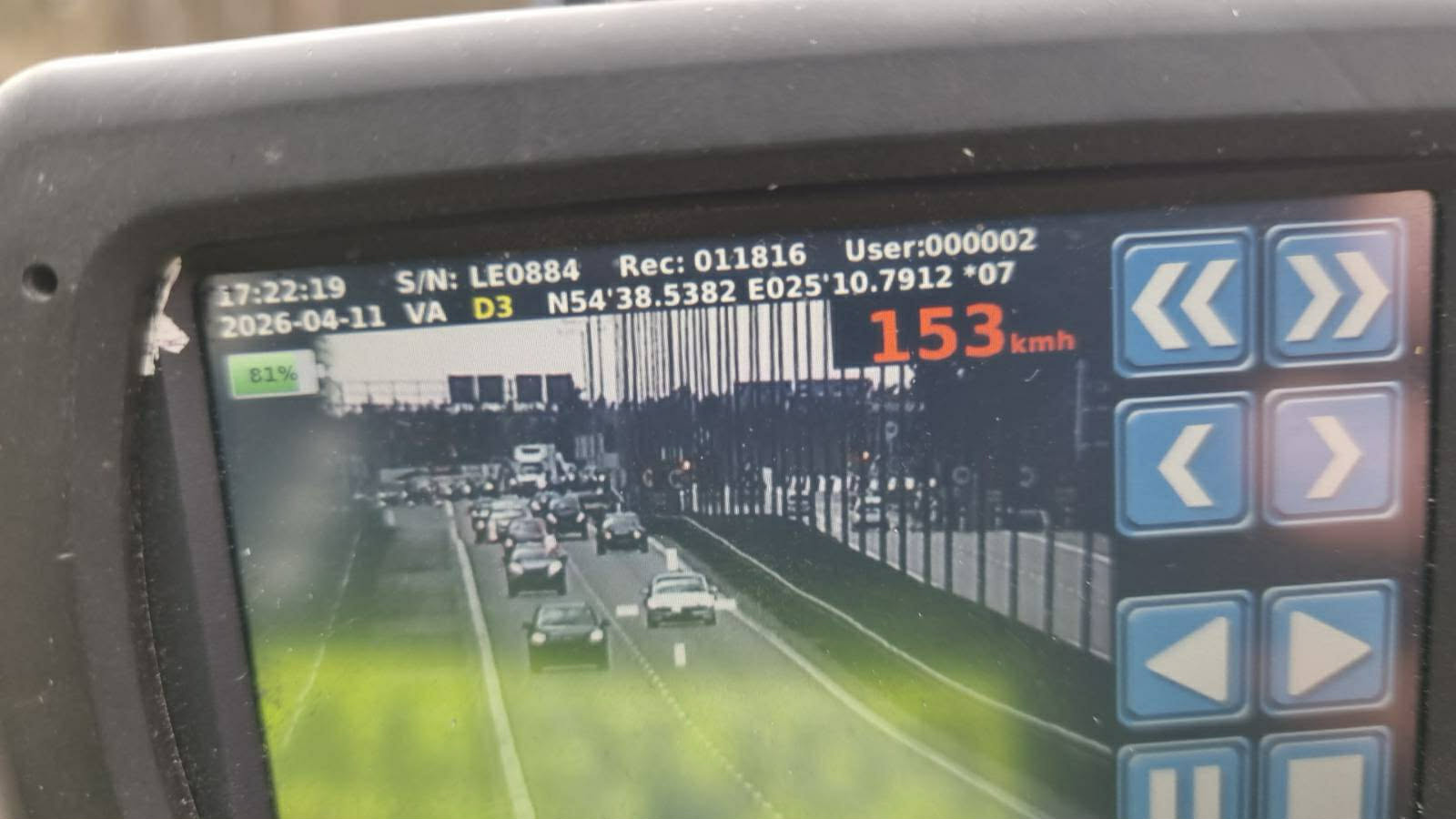 Nelegalių lenktynių mėgėjai sulaukė policijos dėmesio: fiksuota daugiau kaip 100 KET pažeidimų